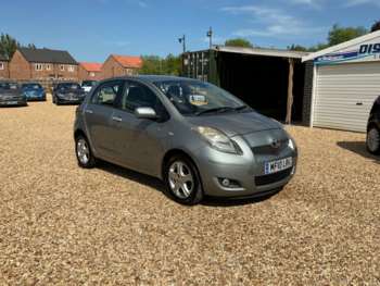 Used Toyota Yaris 2010 for sale - 75205205: Photo