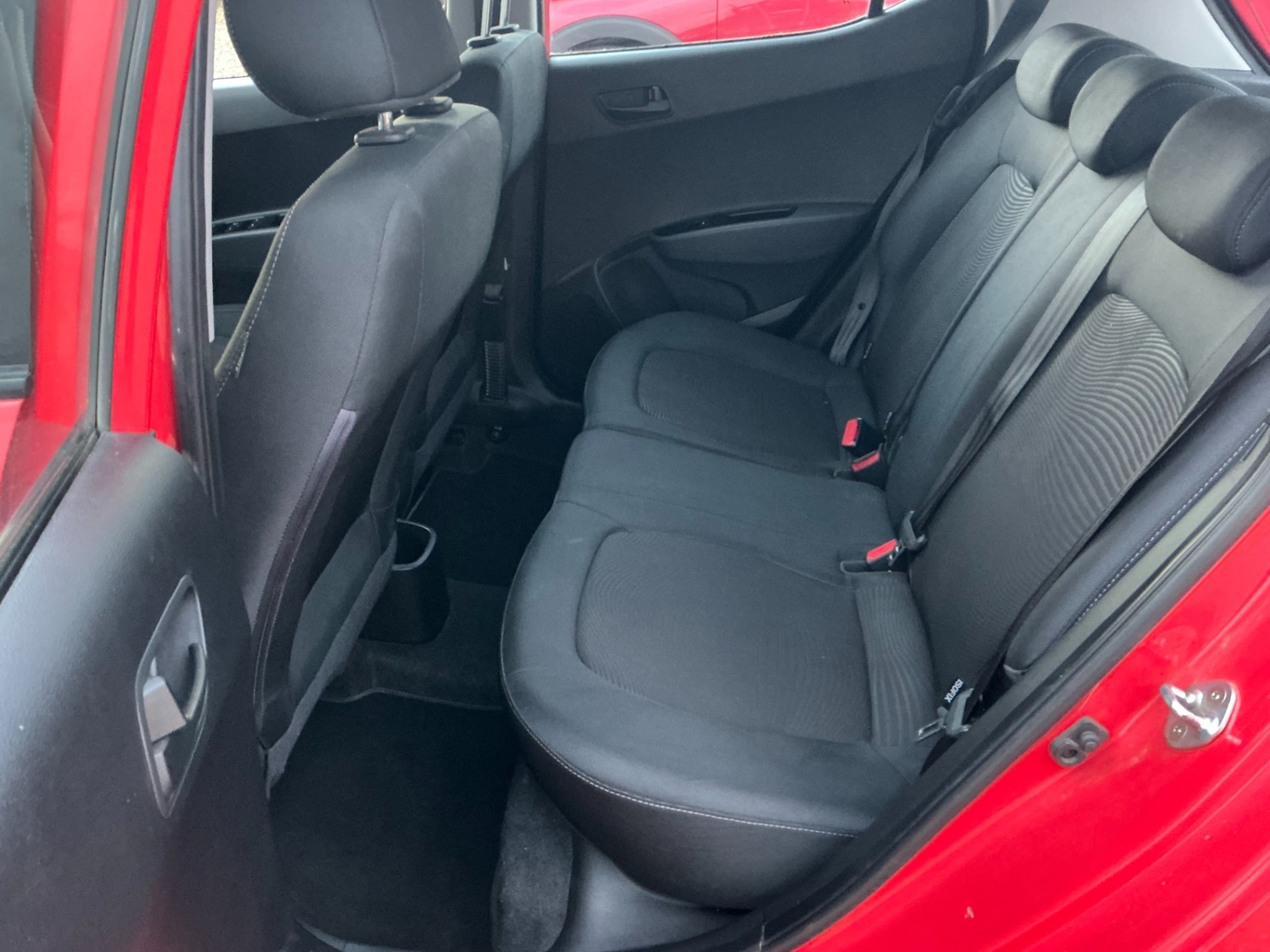 Used Hyundai i10 2018 for sale - 76639999: Photo 14