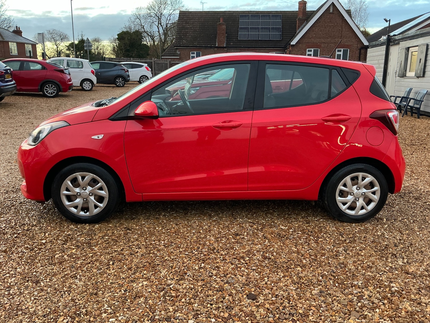 Used Hyundai i10 2018 for sale - 76639999: Photo 15
