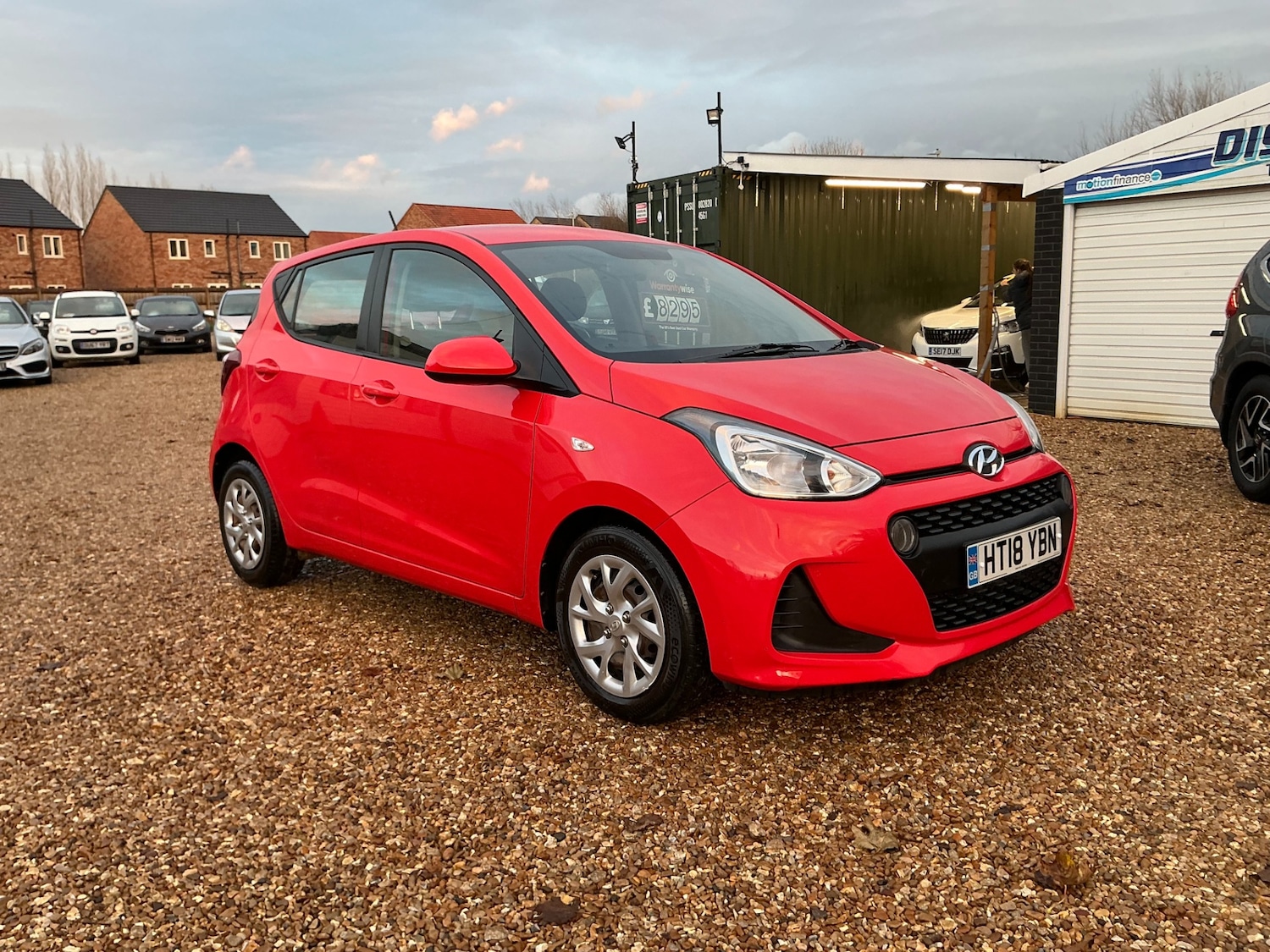 Used Hyundai i10 2018 for sale - 76639999: Photo 2