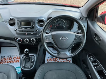 Used Hyundai i10 2018 for sale - 76639999: Photo
