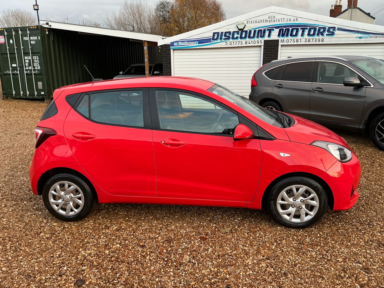 Used Hyundai i10 2018 for sale - 76639999: Photo 6