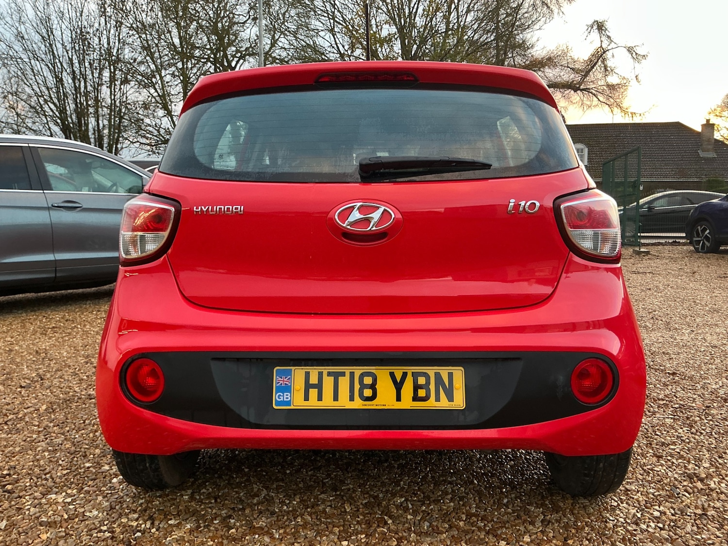 Used Hyundai i10 2018 for sale - 76639999: Photo 9