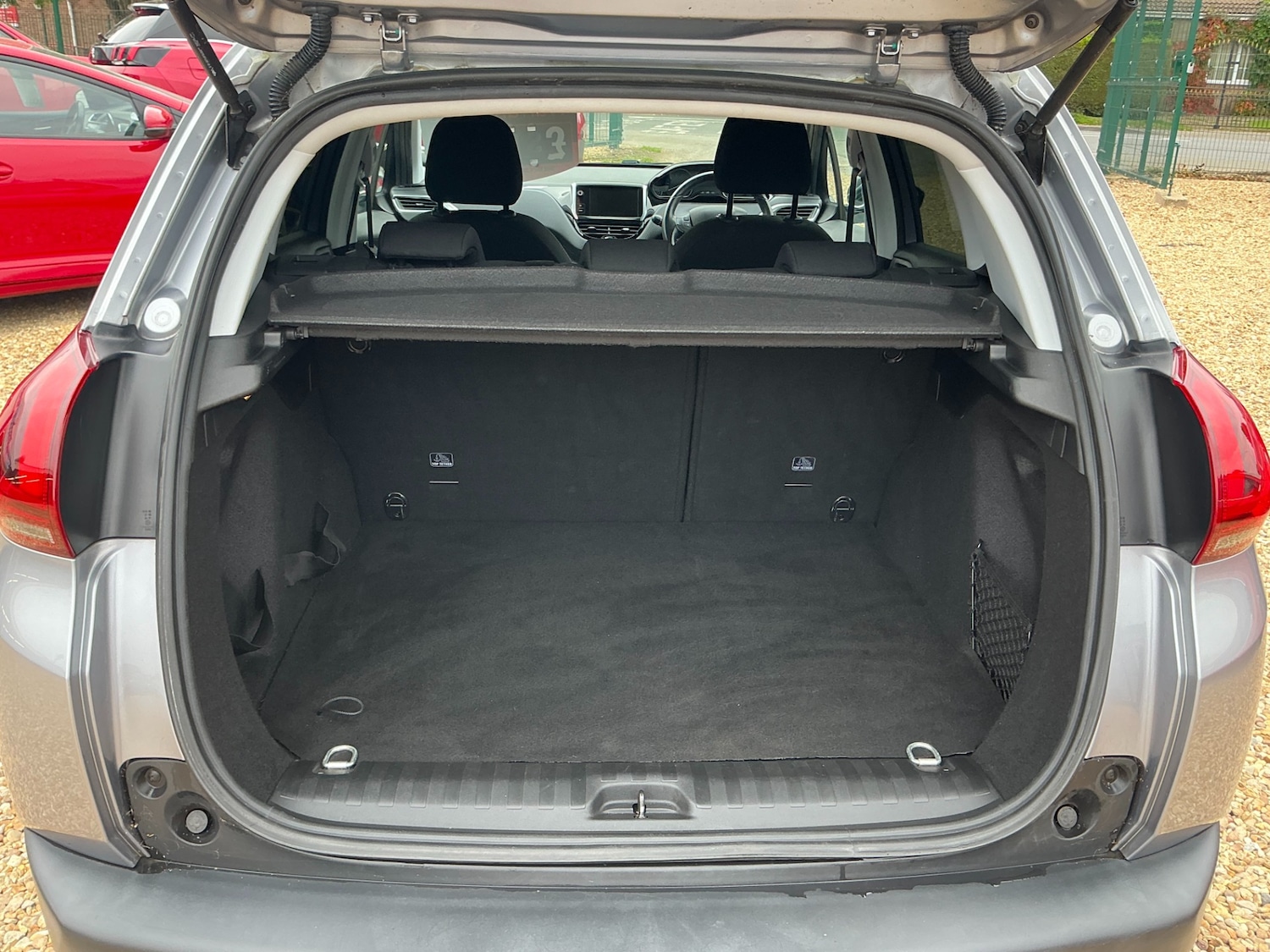 Used Peugeot 2008 2017 for sale - 76233892: Photo 12