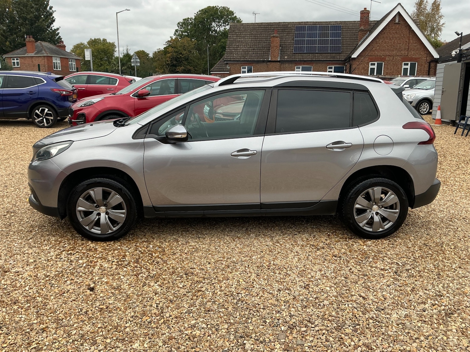 Used Peugeot 2008 2017 for sale - 76233892: Photo 16