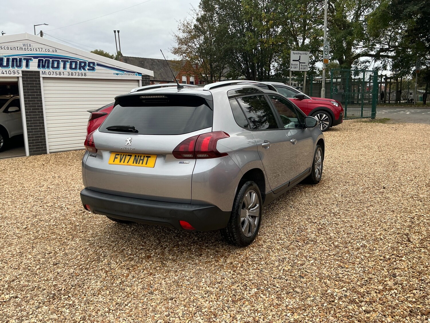 Used Peugeot 2008 2017 for sale - 76233892: Photo 9