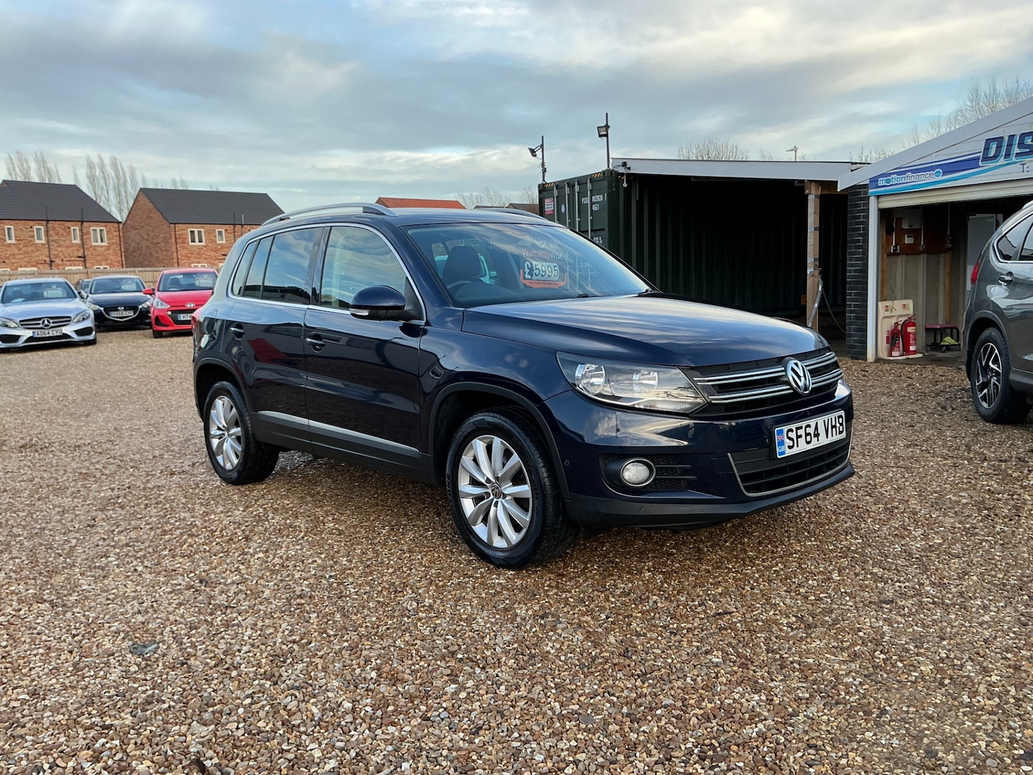 Used Volkswagen Tiguan 2014 for sale - 76807072: Photo 2