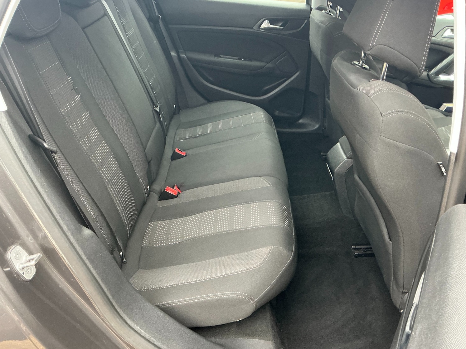 Used Peugeot 308 2016 for sale - 77502935: Photo 9