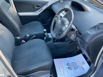 Used Toyota Yaris 2010 for sale - 72863652: Photo