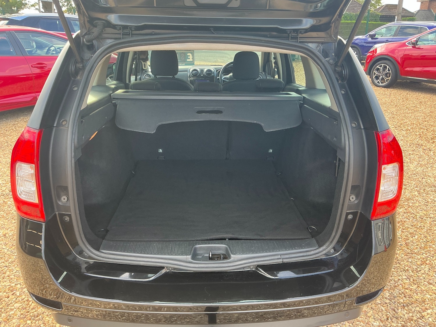 Used Dacia Logan MCV 2017 for sale - 76063730: Photo 12