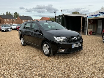 Used Dacia Logan MCV 2017 for sale - 76063730: Photo 2