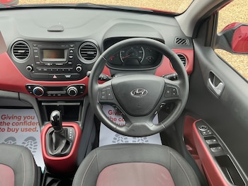 Used Hyundai i10 2017 for sale - 77779086: Photo