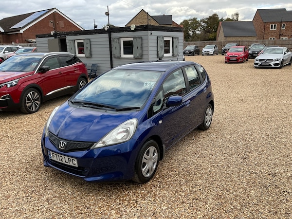 Used Honda Jazz 2012 for sale - 76288655: Photo 17