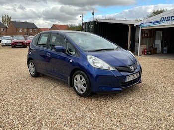 Used Honda Jazz 2012 for sale - 76288655: Photo 2