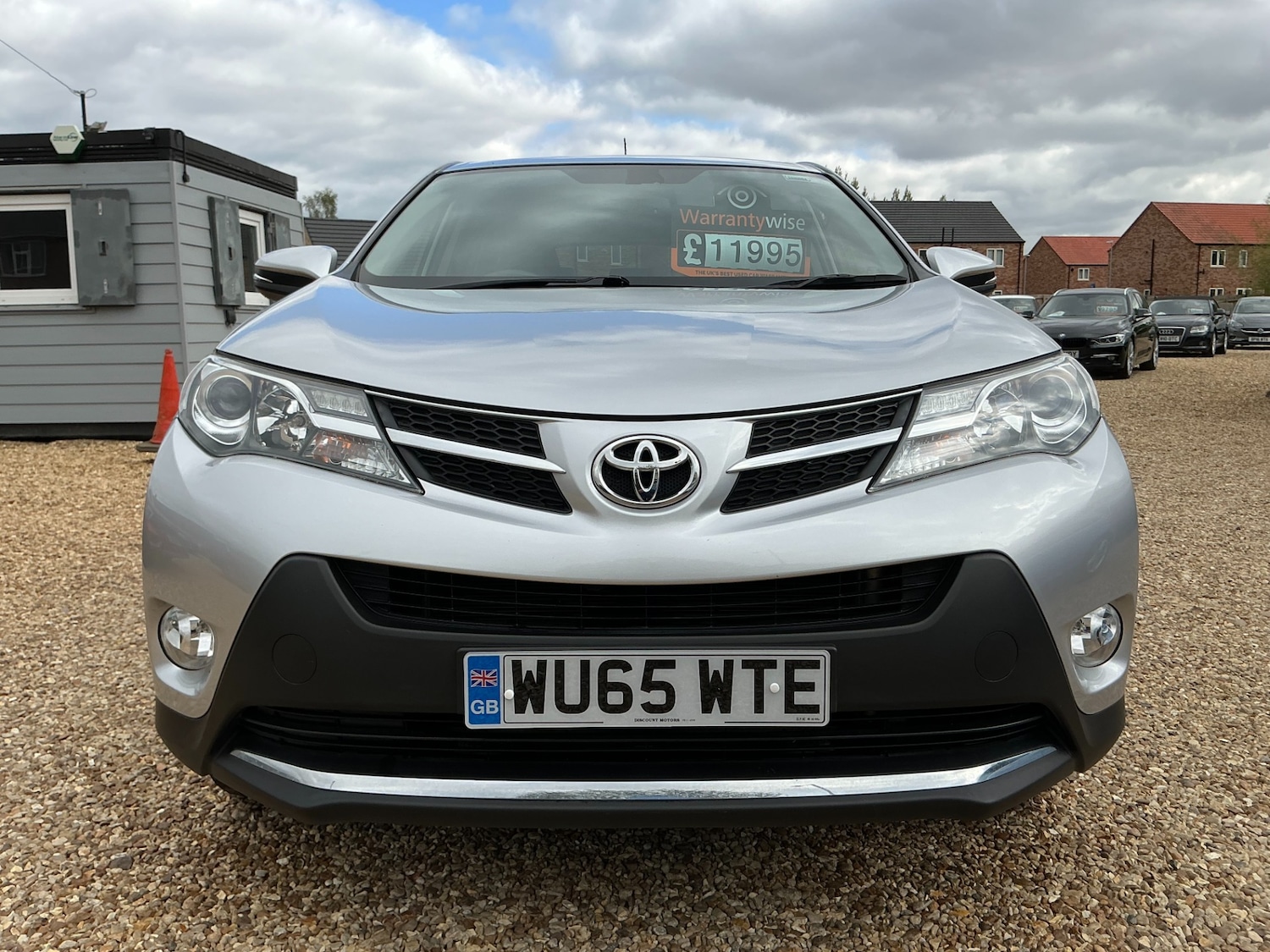 Used Toyota RAV4 2015 for sale - 76891738: Photo 18