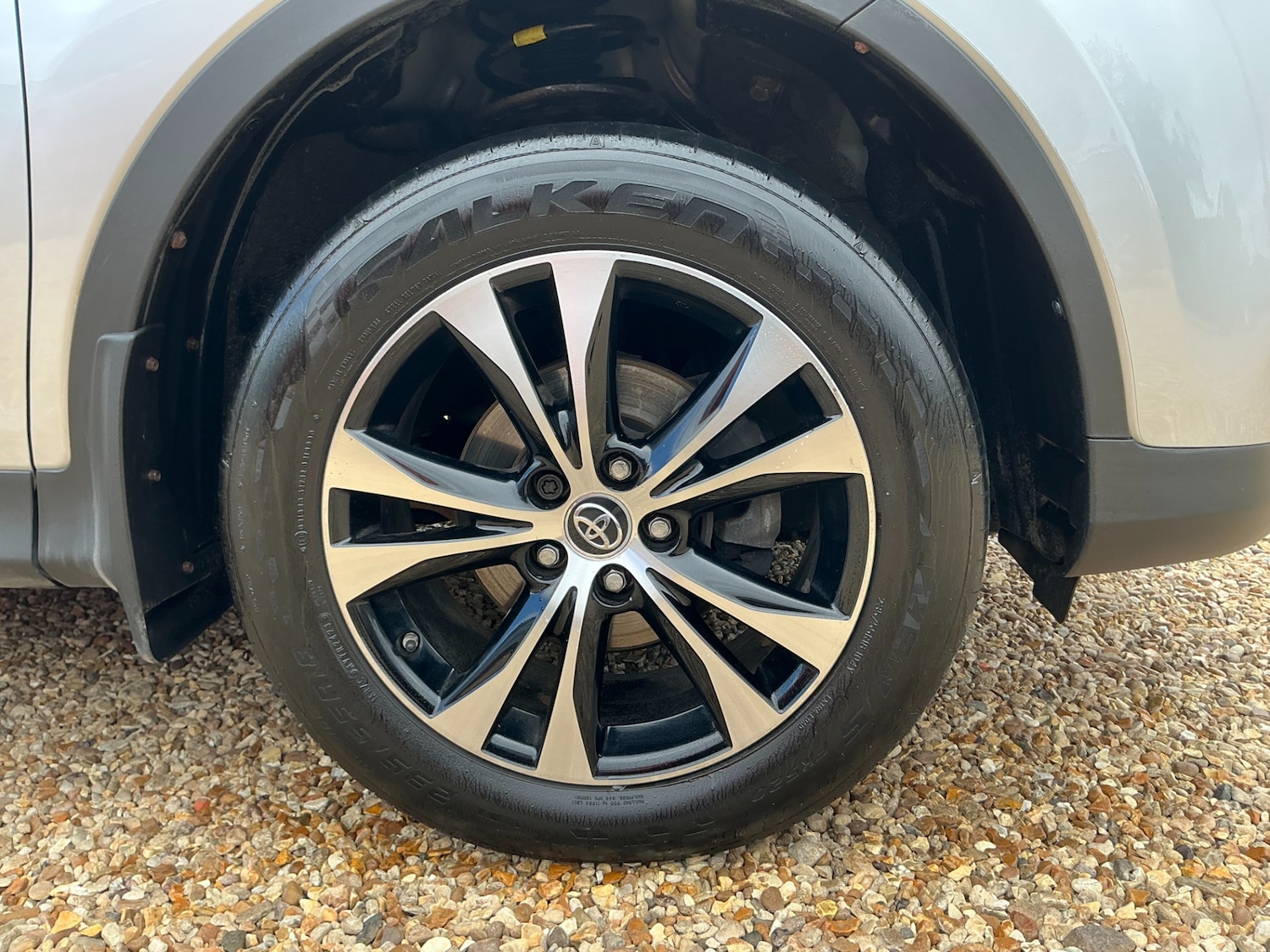 Used Toyota RAV4 2015 for sale - 76891738: Photo 22