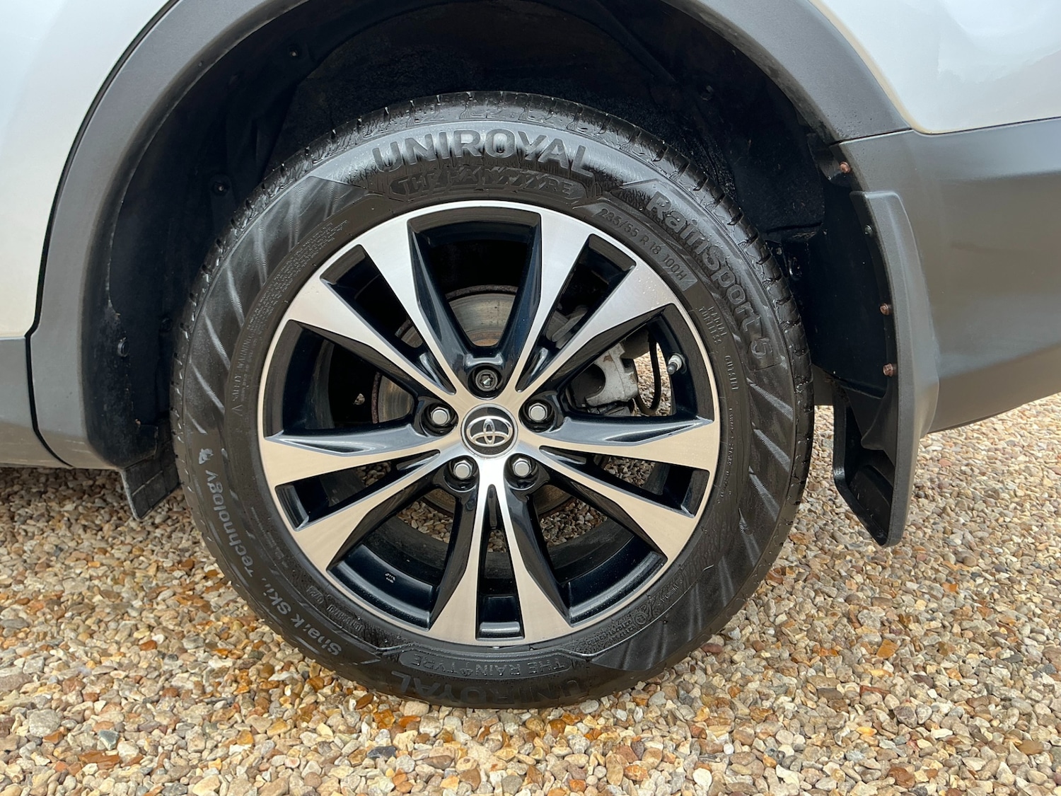 Used Toyota RAV4 2015 for sale - 76891738: Photo 24