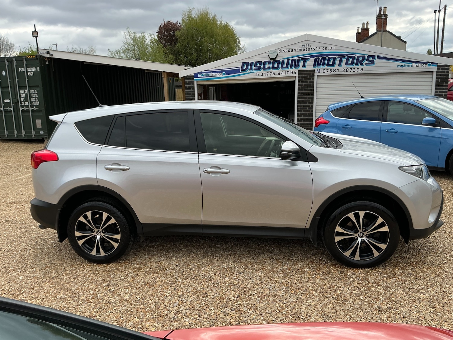 Used Toyota RAV4 2015 for sale - 76891738: Photo 6