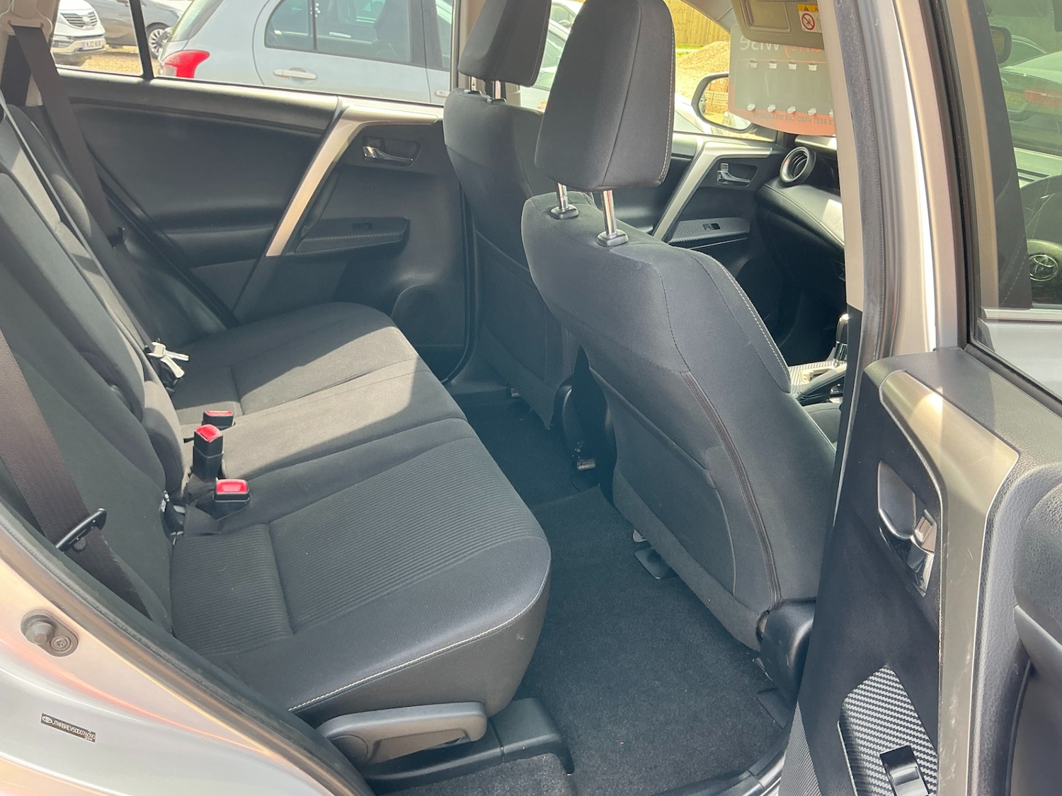 Used Toyota RAV4 2015 for sale - 76891738: Photo 7