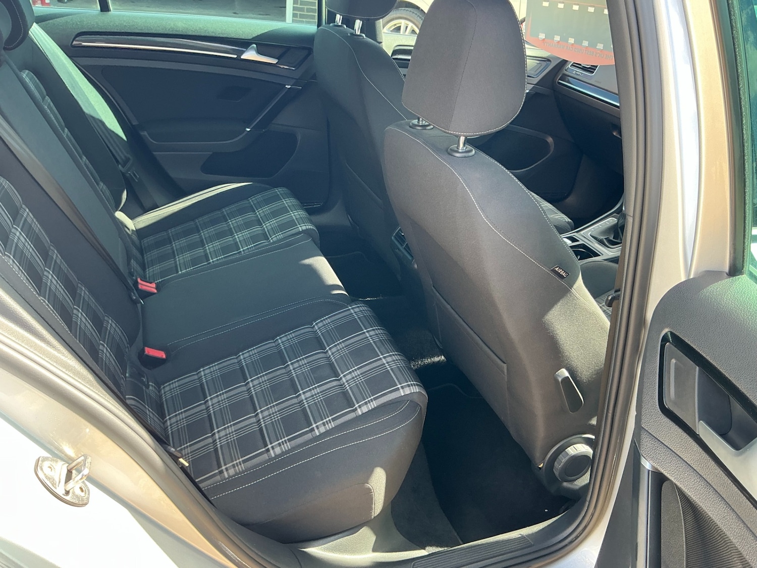 Used Volkswagen Golf 2015 for sale - 78107736: Photo 8