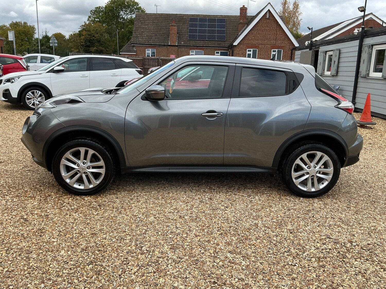 Used Nissan Juke 2017 for sale - 76287015: Photo 17