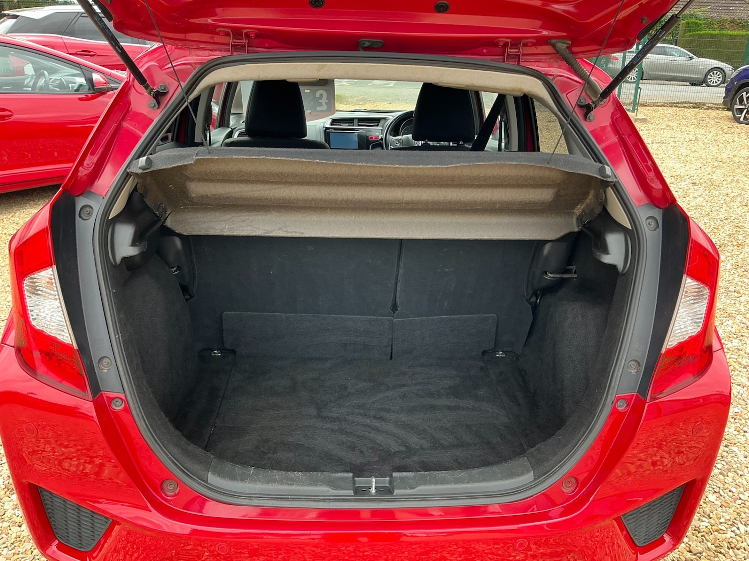 Used Honda Jazz 2016 for sale - 76208686: Photo 13