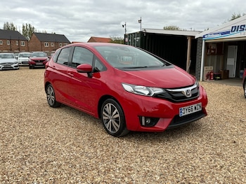 Used Honda Jazz 2016 for sale - 76208686: Photo 2