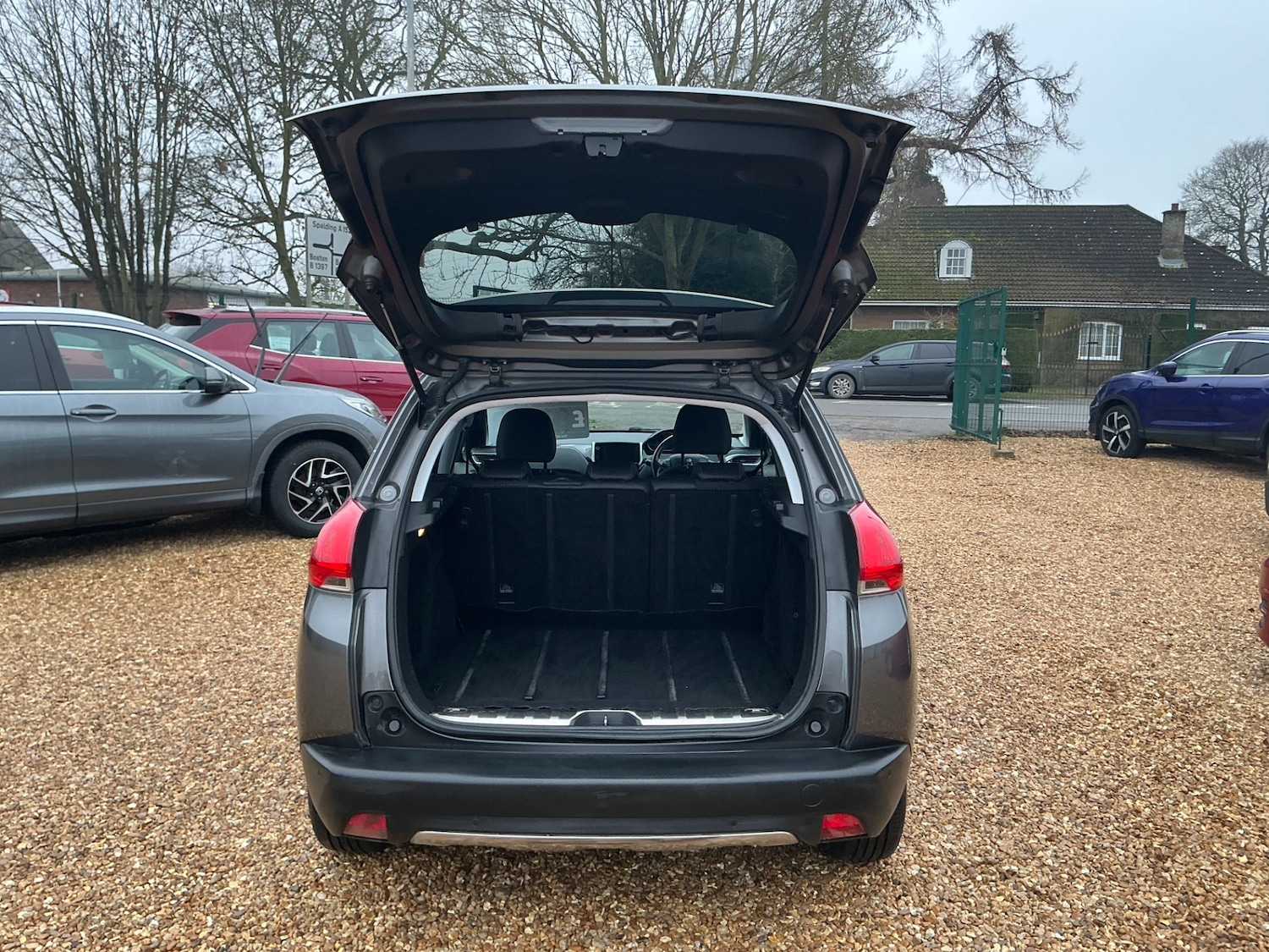 Used Peugeot 2008 2015 for sale - 77137210: Photo 10
