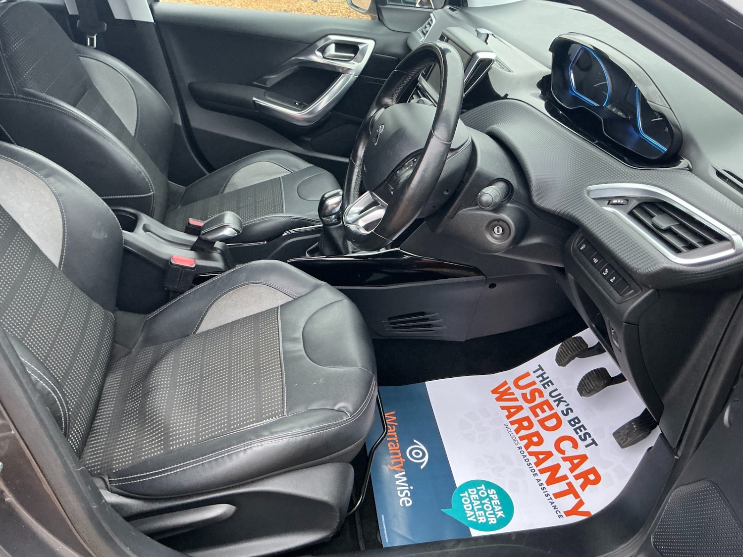 Used Peugeot 2008 2015 for sale - 77137210: Photo 3