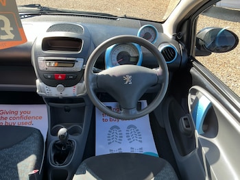 Used Peugeot 107 2010 for sale - 78354865: Photo