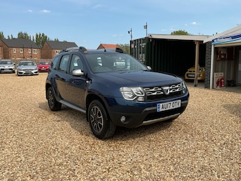 Used Dacia Duster 2017 for sale - 75366649: Photo