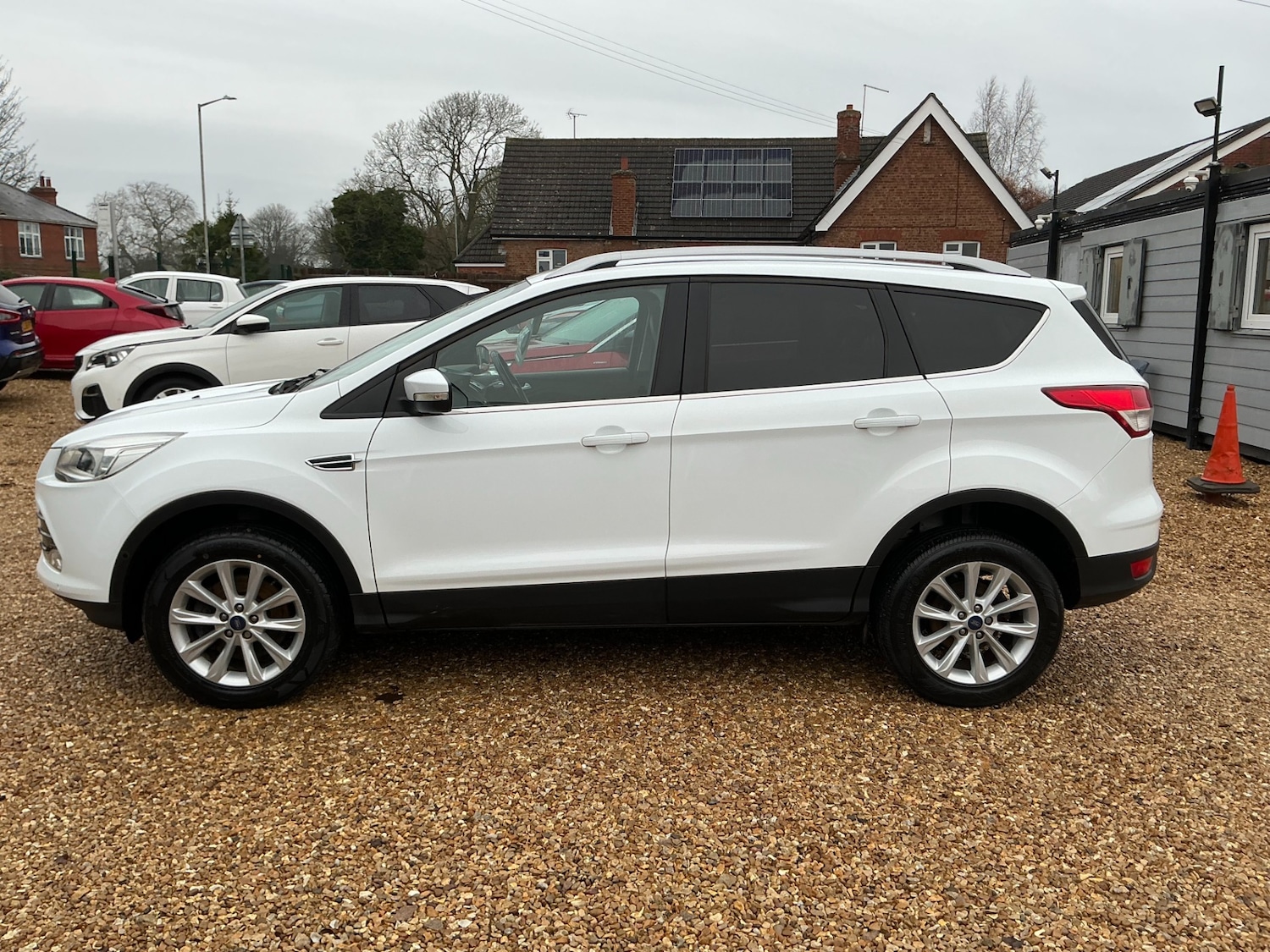 Used Ford Kuga 2016 for sale - 76968624: Photo 17
