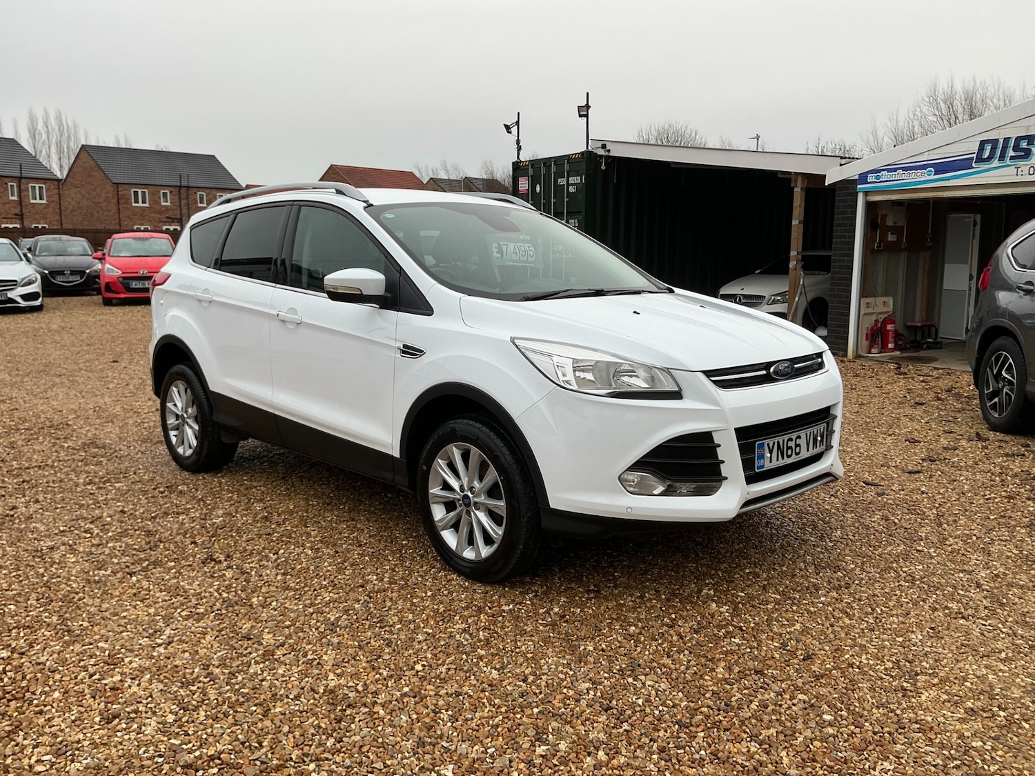 Used Ford Kuga 2016 for sale - 76968624: Photo 2