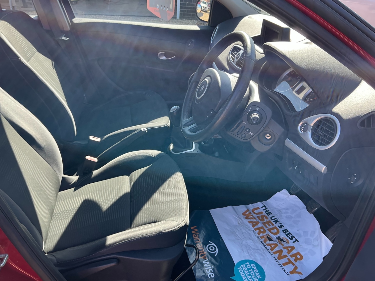 Used Renault Clio 2010 for sale - 78025807: Photo 3