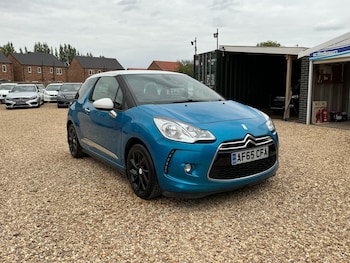 DS Automobiles - DS 3