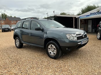 Used Dacia Duster 2013 for sale - 79704619: Photo