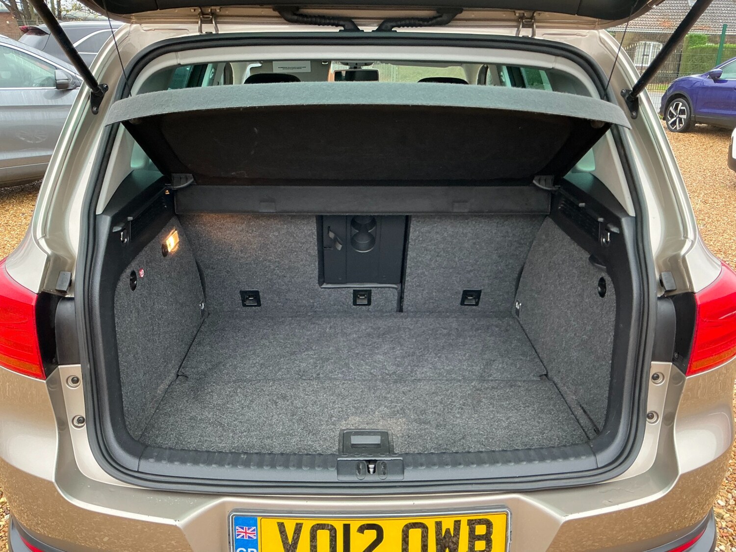 Used Volkswagen Tiguan 2012 for sale - 76355390: Photo 13