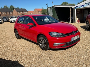 Used Volkswagen Golf 2017 for sale - 79081235: Photo
