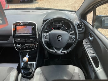 Used Renault Clio 2016 for sale - 79111316: Photo