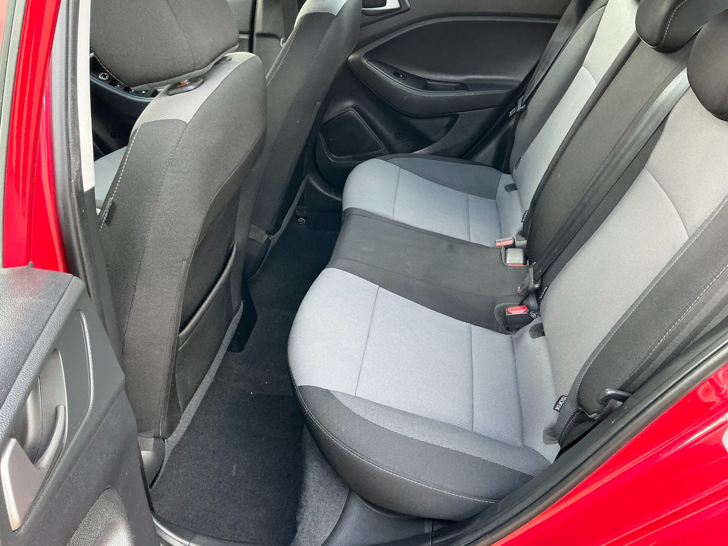 Used Hyundai i20 2018 for sale - 76231935: Photo 14