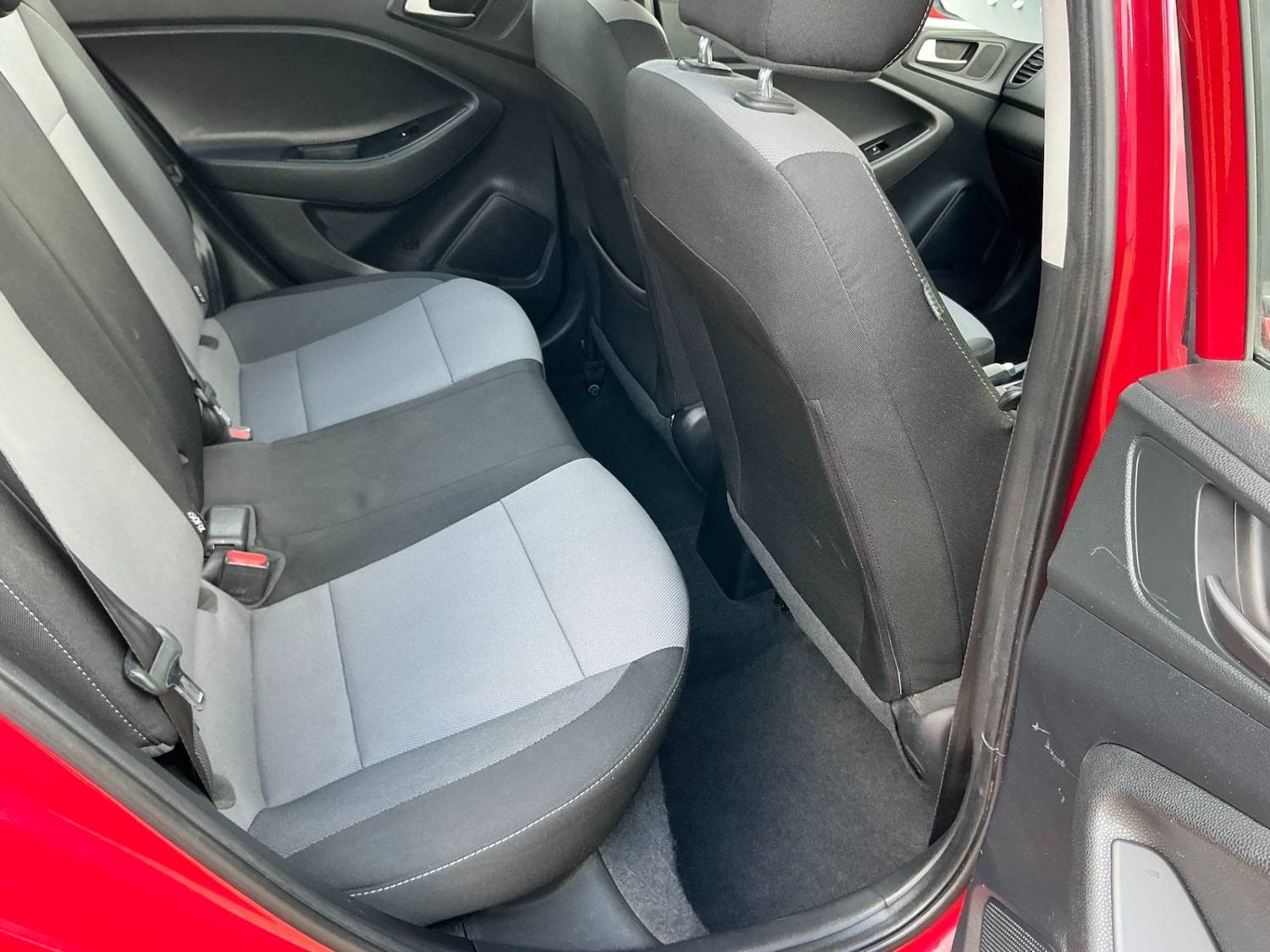 Used Hyundai i20 2018 for sale - 76231935: Photo 7