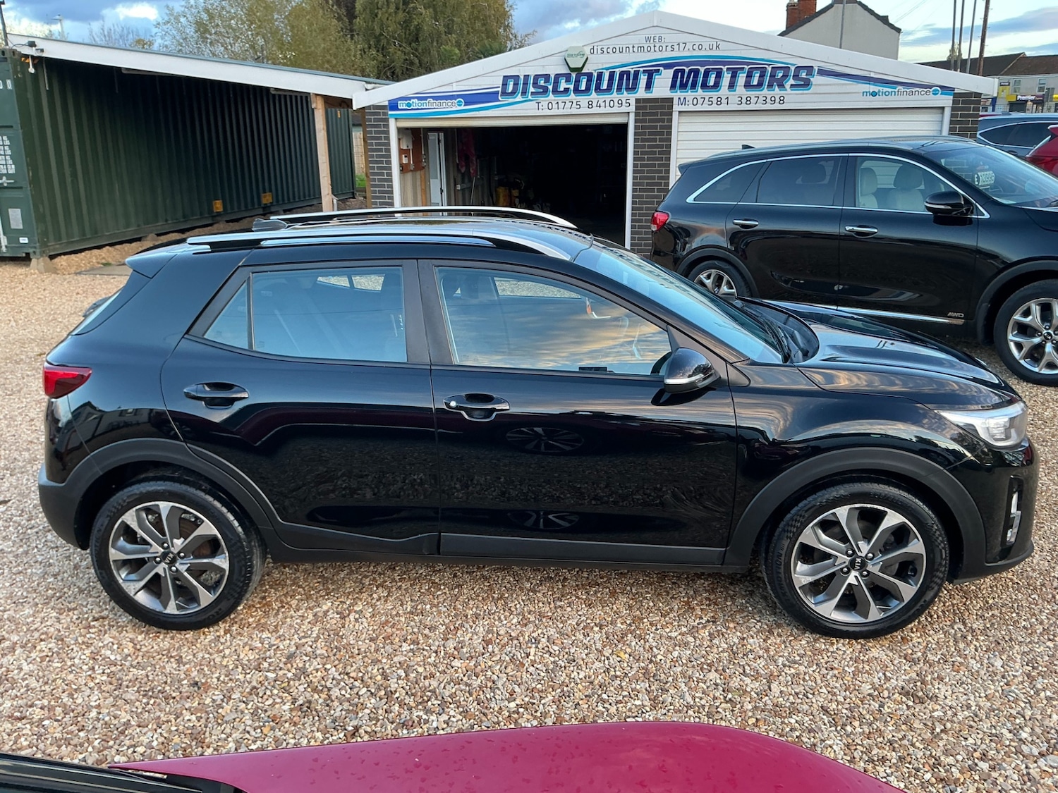 Used Kia Stonic 2018 for sale - 76301186: Photo 8