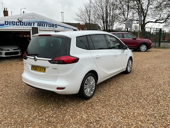 Used Vauxhall Zafira 2017 for sale - 77296569: Photo