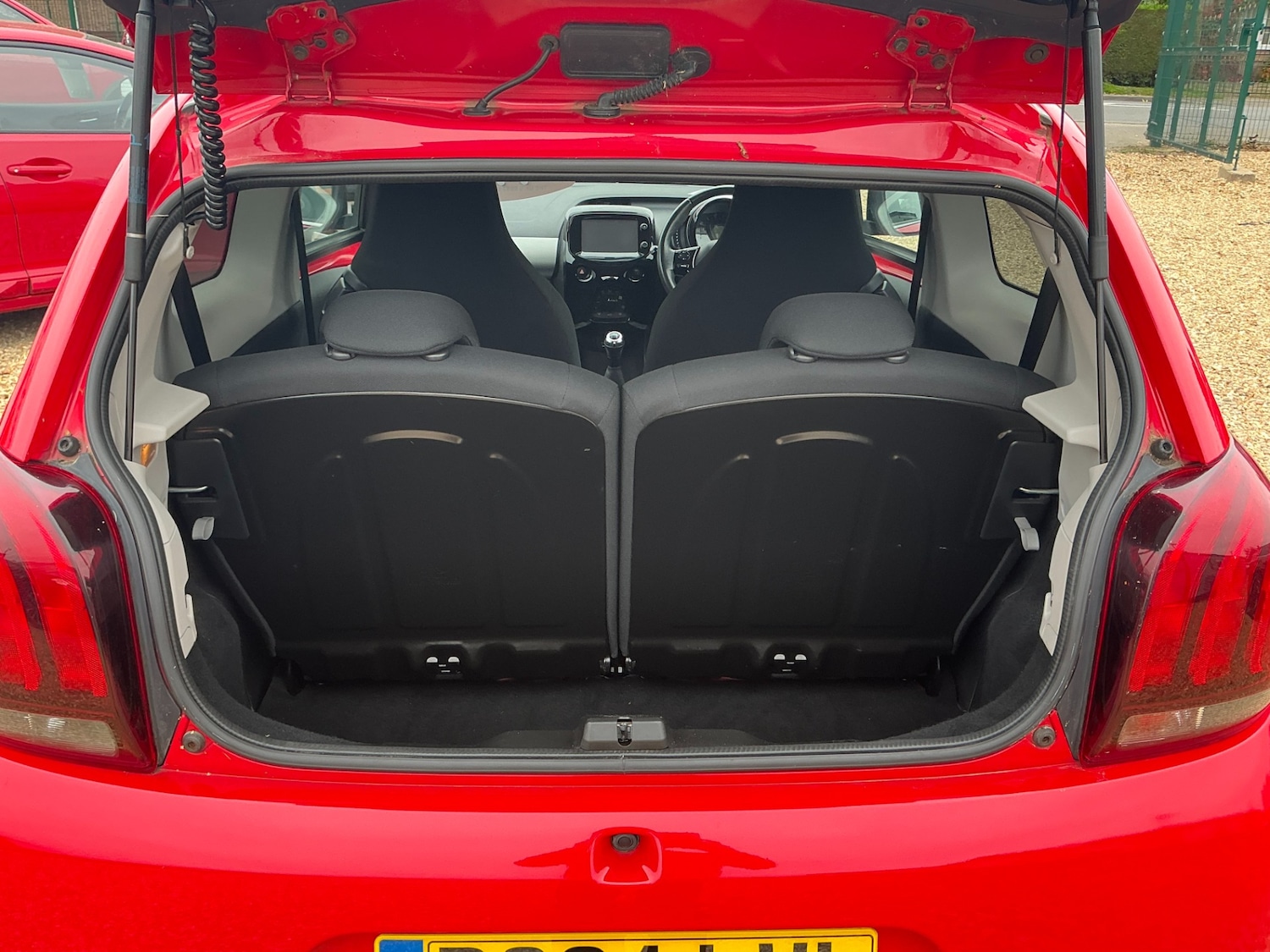 Used Peugeot 108 2014 for sale - 76232201: Photo 12