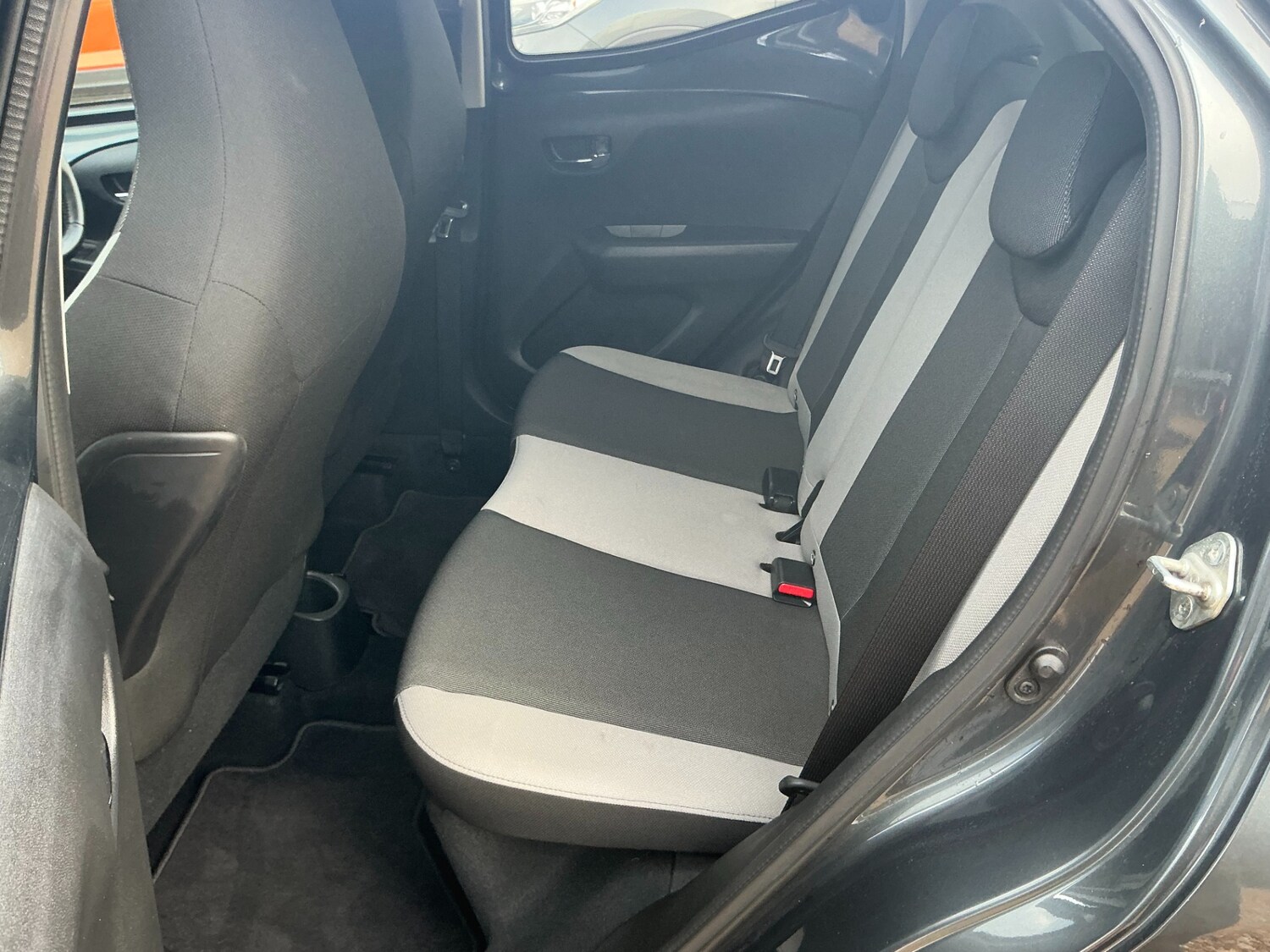 Used Toyota AYGO 2018 for sale - 77617376: Photo 15