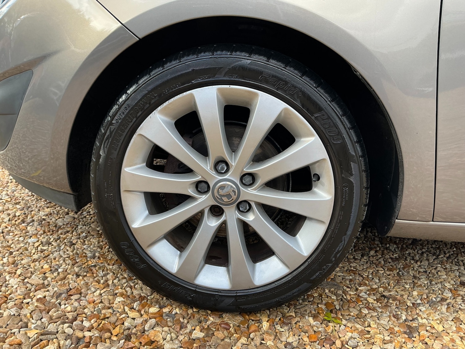 Used Vauxhall Meriva 2013 for sale - 76355393: Photo 17