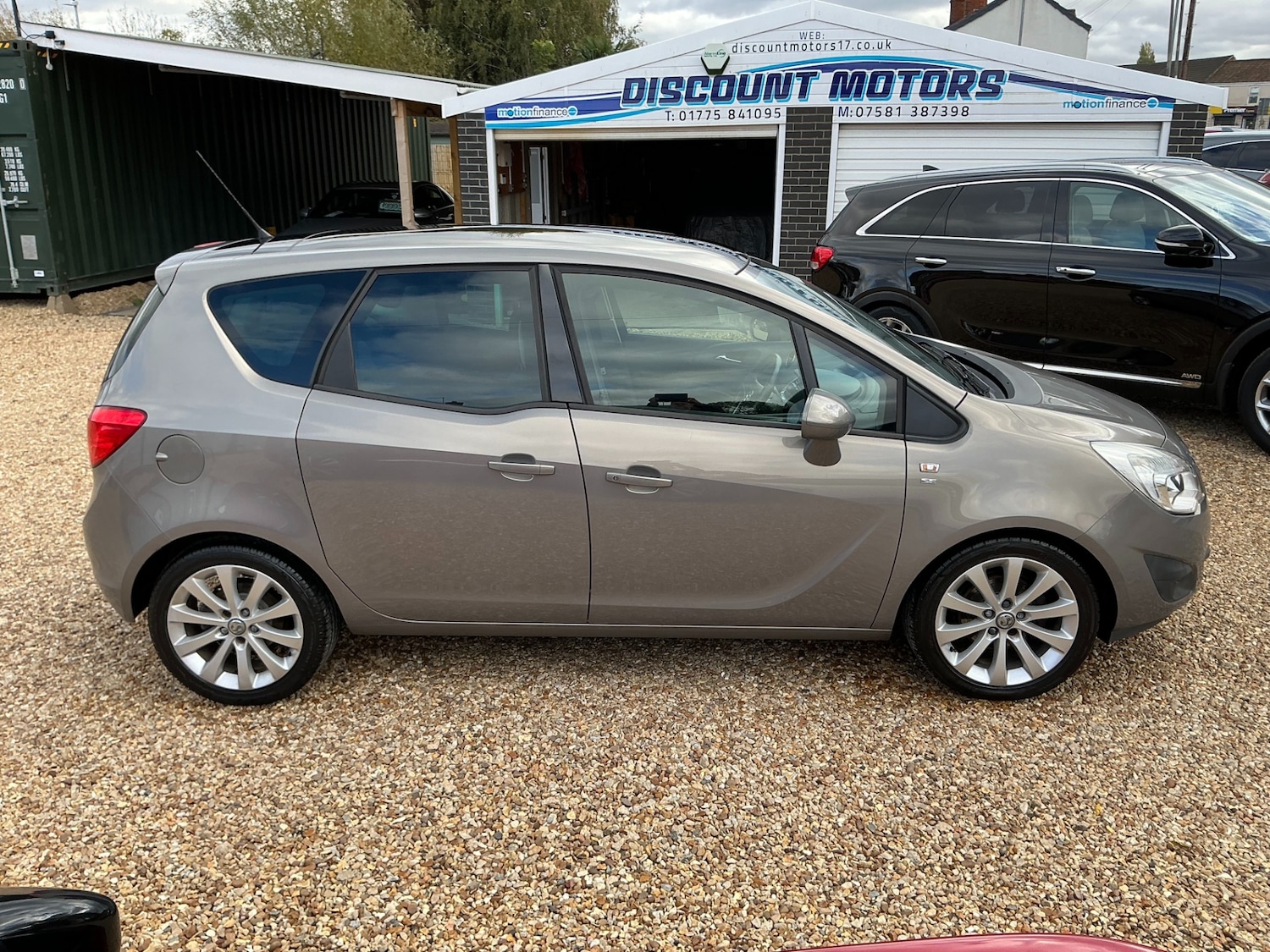 Used Vauxhall Meriva 2013 for sale - 76355393: Photo 3