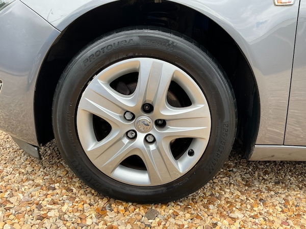 Used Vauxhall Insignia 2015 for sale - 75319914: Photo 24