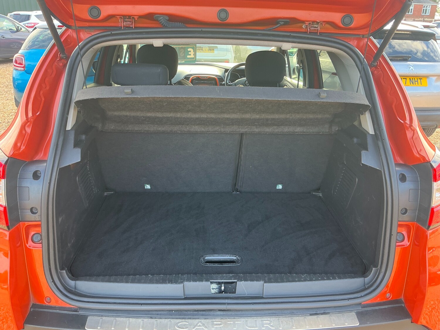Used Renault Captur 2014 for sale - 76063728: Photo 12