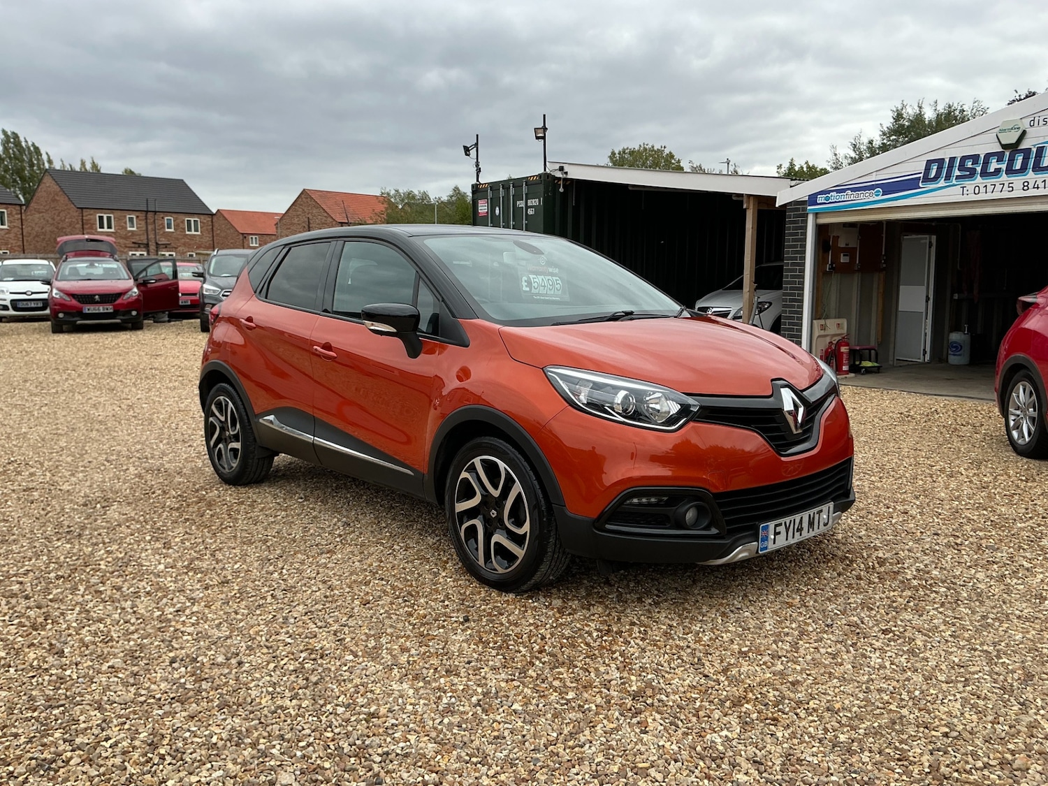 Used Renault Captur 2014 for sale - 76063728: Photo 2
